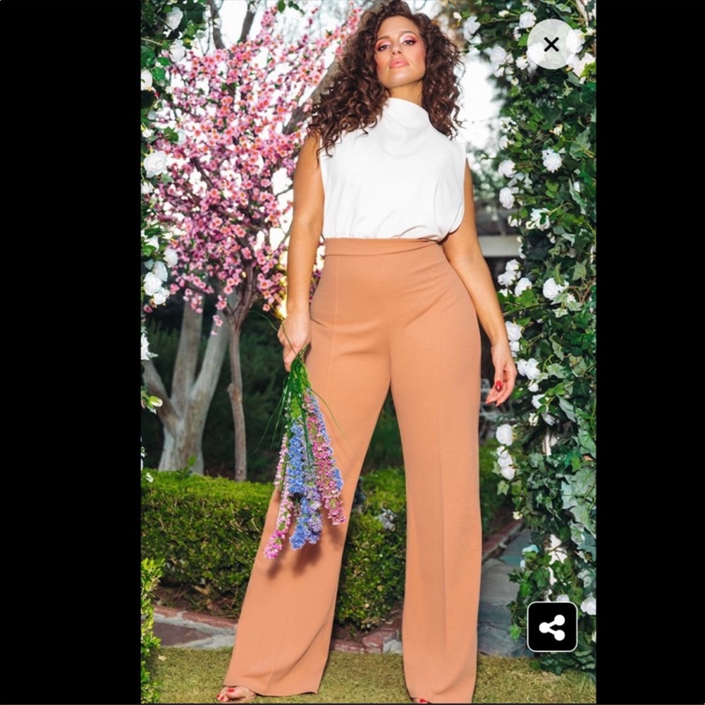 PrettyLittleThings Wide Leg Jumpsuit Size 16